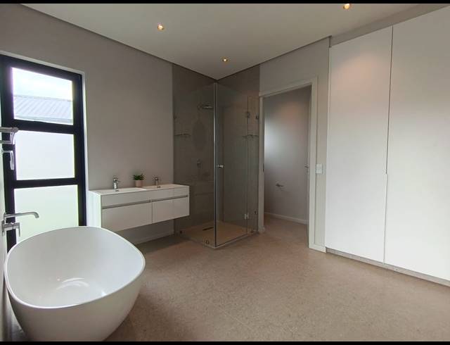 3 BEDROOM HOUSE FOR SALE IN ZULULAMI LUXURY COASTAL ESTATE